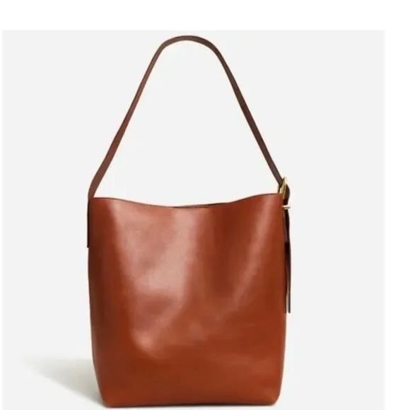Madewell Bucket Tote - Picture 2 of 10